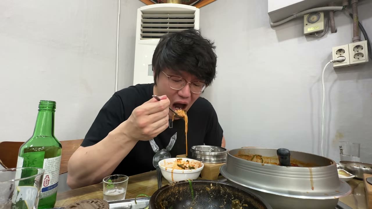 국물까지 뜬다