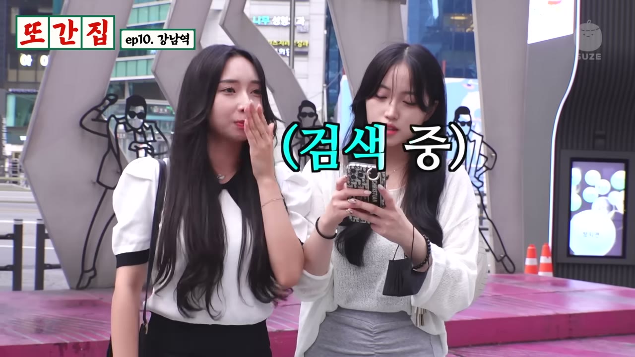 국물에서 건져 올린 닭고기